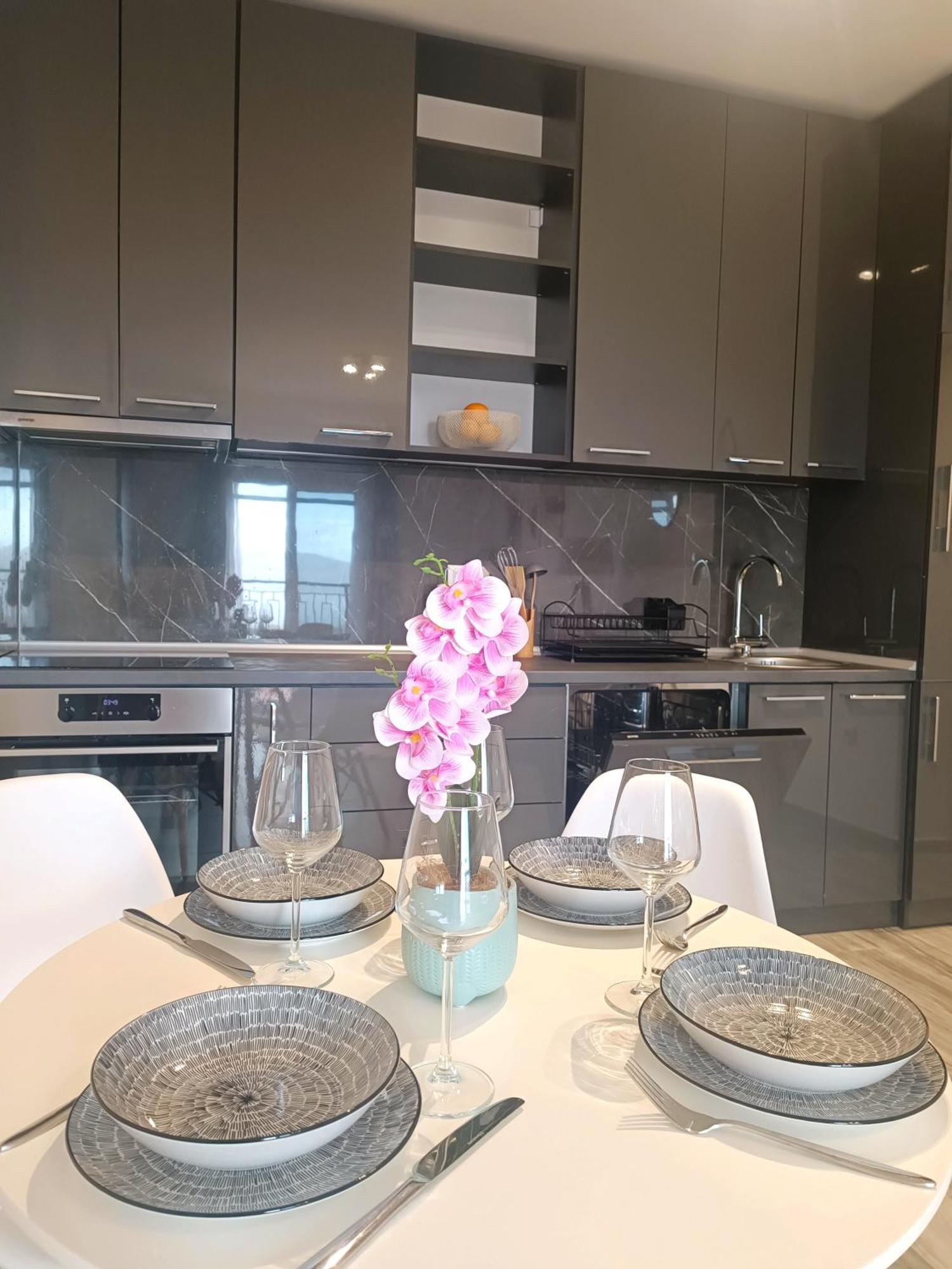 Eden Apartments Tivat Extérieur photo